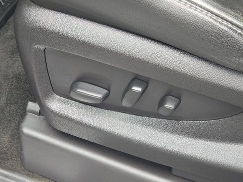 Used 2018 Chevrolet Silverado 1500 LTZ Z71 w/ LTZ Plus Package AWD/4WD image 28