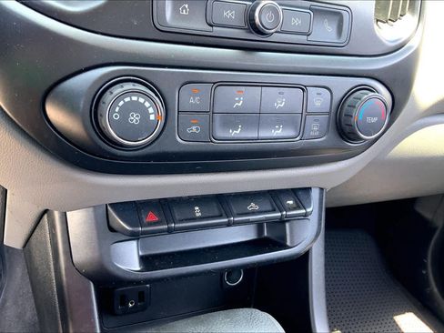 Used 2019 GMC Canyon 2WD Crew Cab w/ Convenience Package image 30