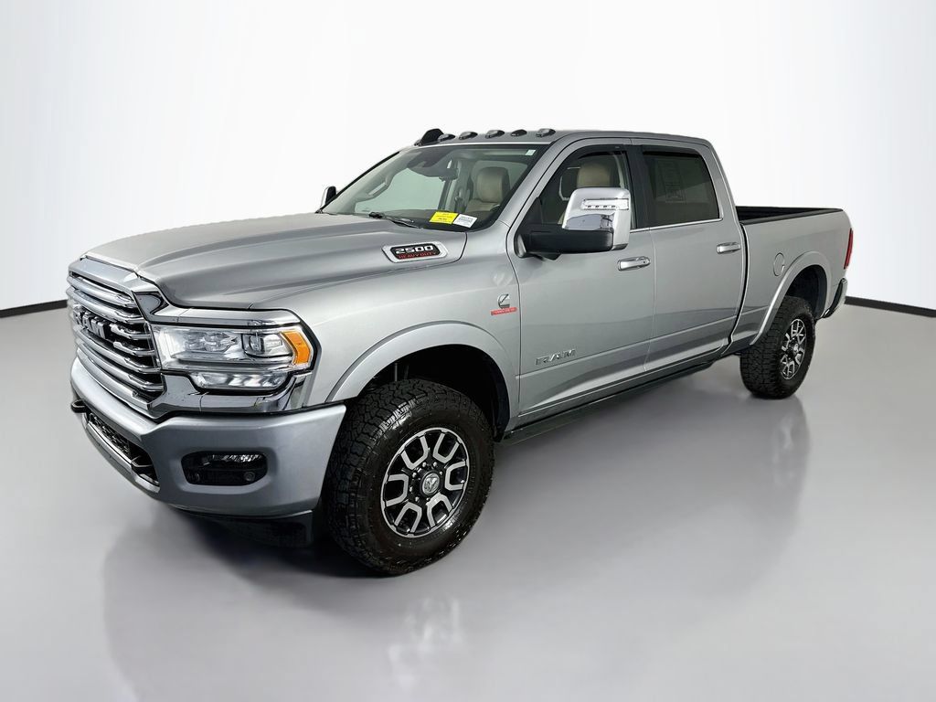 Used 2023 RAM 2500 Limited AWD/4WD image 3