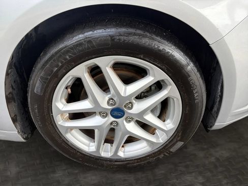 Used 2013 Ford Fusion SE FWD image 35