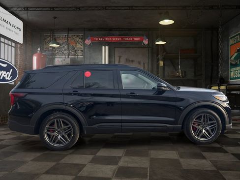 New 2026 Ford Explorer ST w/ Sun And Sound Package image 7