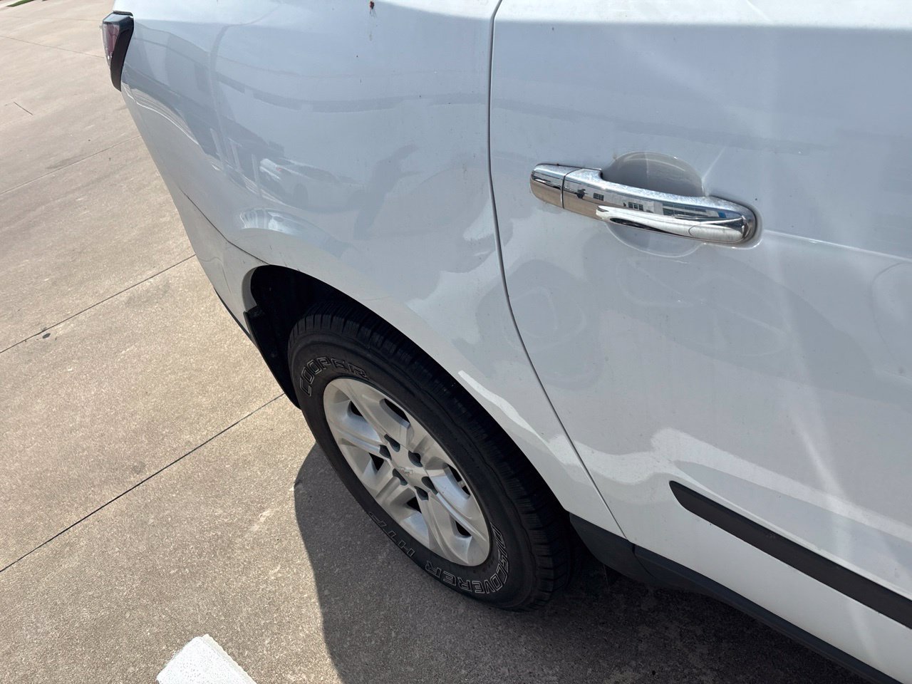 Used 2017 Chevrolet Traverse LS FWD image 8