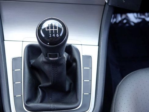 Used 2015 Volkswagen Golf TDI S FWD image 77