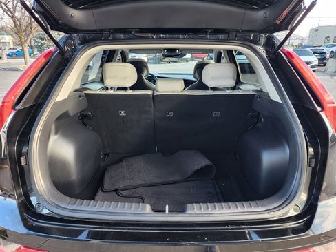 Used 2023 Kia Niro EX Touring image 13