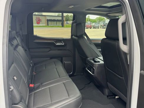 Used 2024 GMC Sierra 1500 Denali w/ Denali Reserve Package AWD/4WD image 17