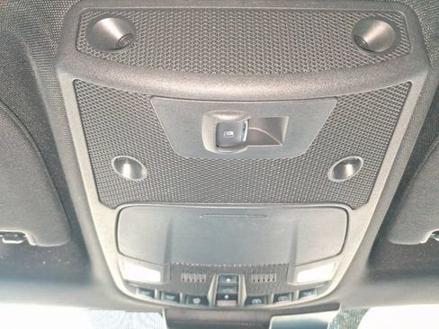 Used 2018 Ford F150 Platinum w/ Equipment Group 701A Luxury AWD/4WD image 8