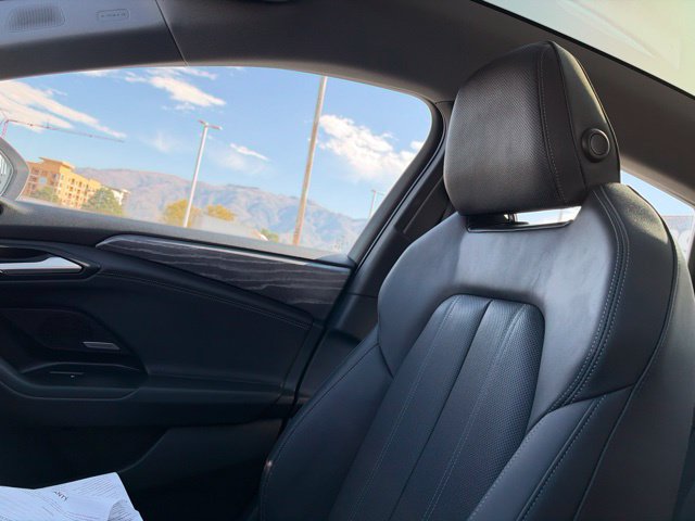Certified 2025 Audi A6 e-tron Prestige AWD/4WD image 29