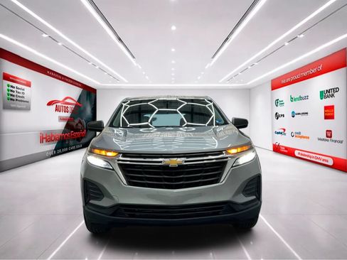 Used 2023 Chevrolet Equinox LS FWD image 2