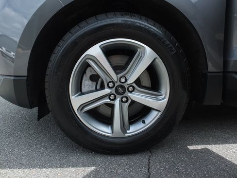 Used 2024 Ford Edge SEL w/ Convenience Package AWD/4WD image 10