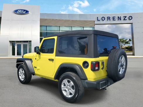 Used 2023 Jeep Wrangler Sport image 7