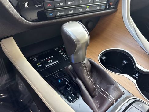 Used 2019 Lexus RX 350 FWD w/ Premium Package image 20
