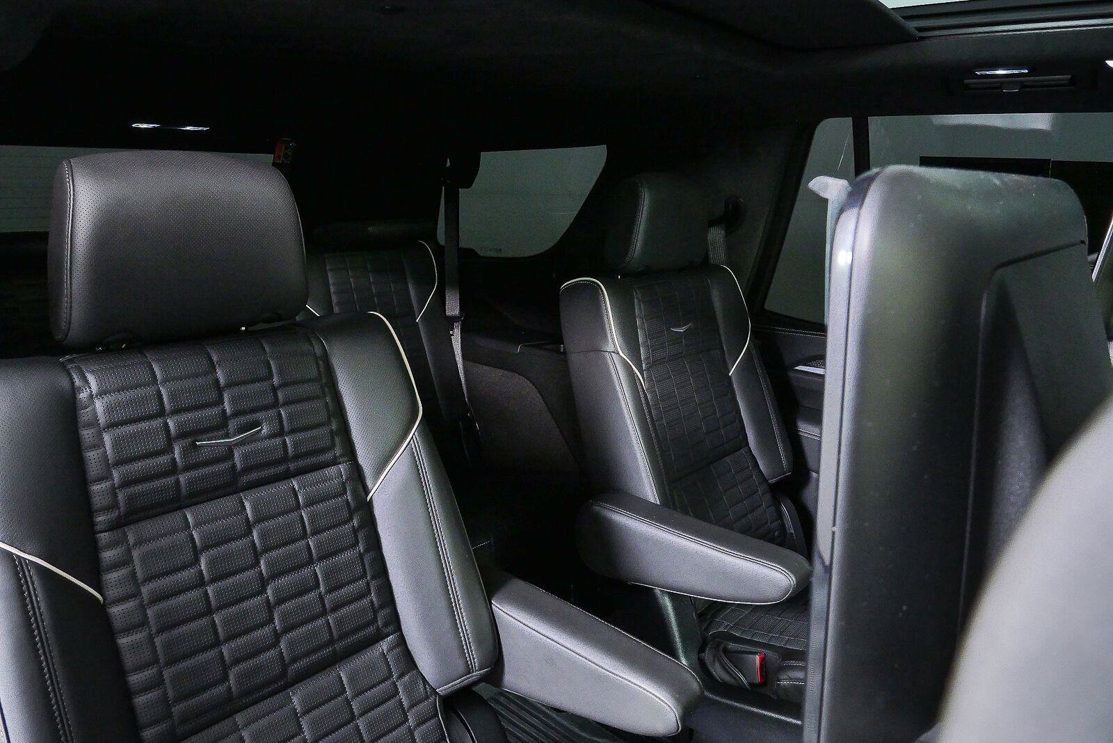 Used 2025 Cadillac Escalade V w/ LPO, Floor Liner Package AWD/4WD image 20