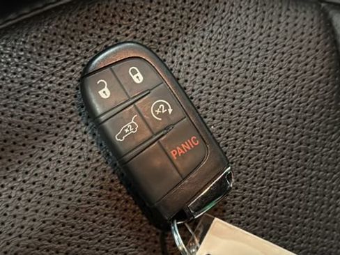 Used 2023 Jeep Compass Limited w/ Elite Group image 24