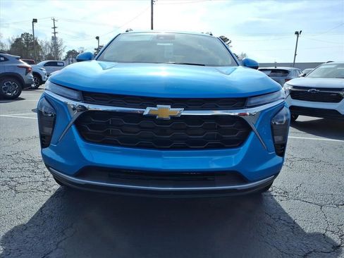 New 2026 Chevrolet Trax LT image 9
