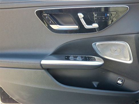 Certified 2025 Mercedes-Benz C 300 4MATIC Sedan image 12
