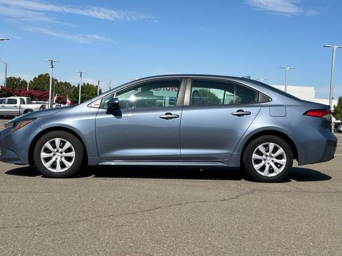 Used 2024 Toyota Corolla LE FWD image 8