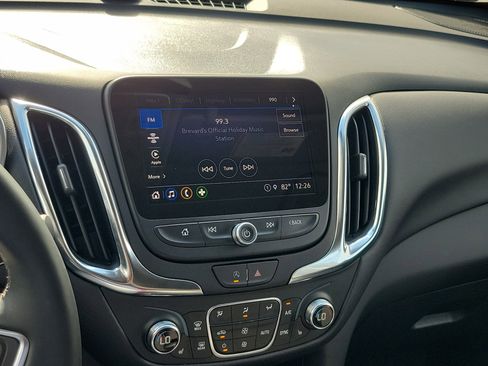 Used 2024 Chevrolet Equinox LT image 24