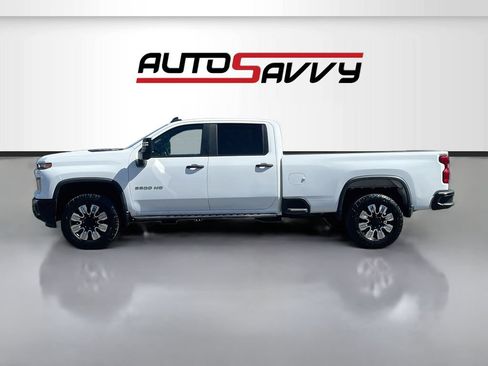 Used 2024 Chevrolet Silverado 2500 Custom w/ Custom Value Package RWD image 4