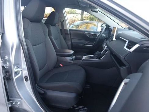 Certified 2025 Toyota RAV4 LE image 22