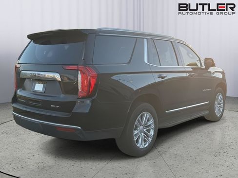 Used 2023 GMC Yukon SLT w/ SLT Premium Package RWD image 9
