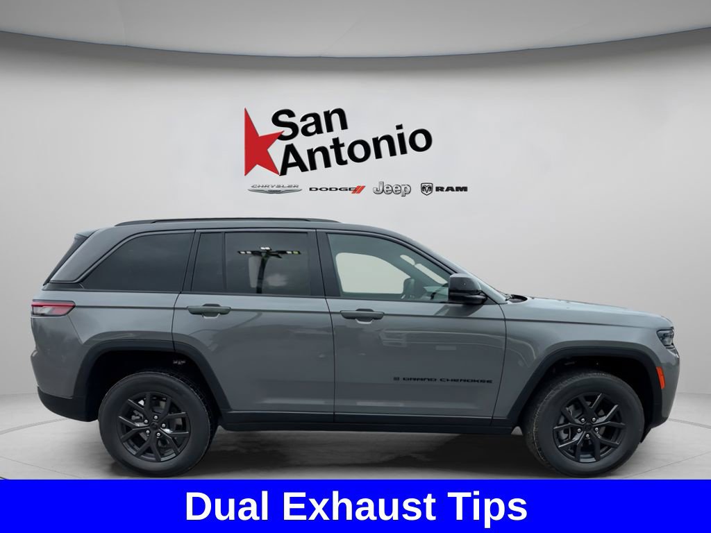 New 2027 Jeep Grand Cherokee Altitude RWD image 16