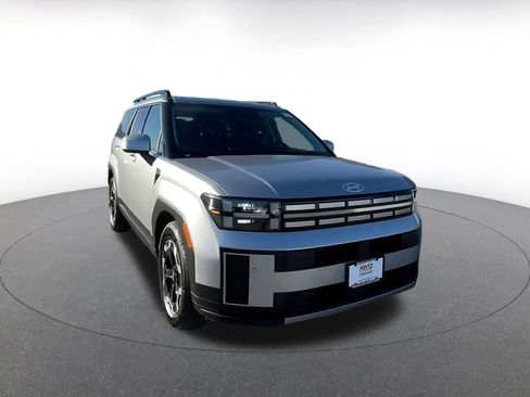 Used 2025 Hyundai Santa Fe SEL image 3