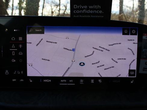 New 2025 Audi Q5 2.0T Premium image 16