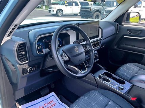 Used 2025 Ford Bronco Sport Heritage w/ Convenience Package AWD/4WD image 14