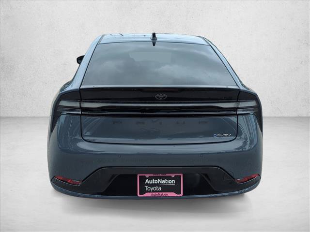 New 2026 Toyota Prius Plug-In Hybrid FWD image 6