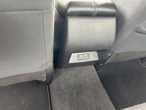 Used 2025 Nissan Altima 2.5 SV FWD image 38