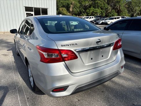 Used 2019 Nissan Sentra SV image 7