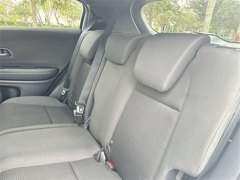 Used 2021 Honda HR-V Sport image 26