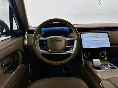Used 2023 Land Rover Range Rover SV AWD/4WD image 25