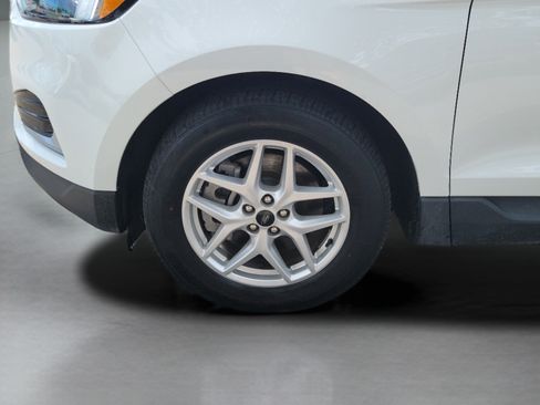 Used 2024 Ford Edge SEL AWD/4WD image 32