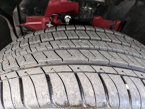 Used 2023 Nissan Rogue SV image 11