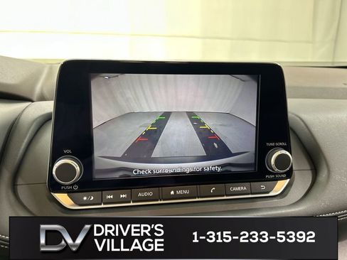 Used 2023 Nissan Rogue SV AWD/4WD image 15
