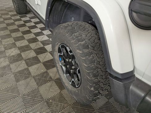 Certified 2023 Jeep Wrangler Unlimited Rubicon 4xe w/ Cold Weather Group AWD/4WD image 15