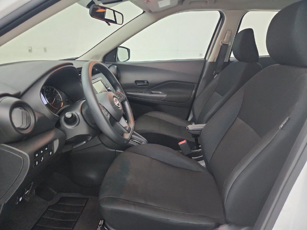 Used 2025 Nissan Kicks Play S FWD image 20