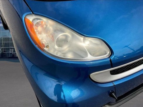 Used 2009 smart fortwo passion RWD image 24