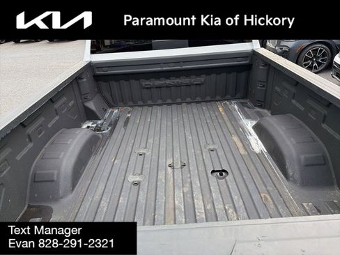 Used 2023 GMC Sierra 3500 Denali AWD/4WD image 12