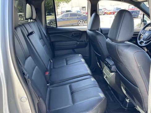Used 2025 Honda Ridgeline TrailSport image 28