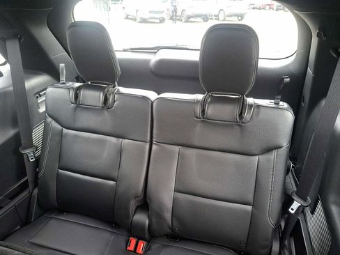 Used 2022 Ford Explorer ST w/ Equipment Group 401A image 11