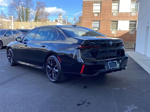 Certified 2025 BMW 740i xDrive w/ Executive Package image 7