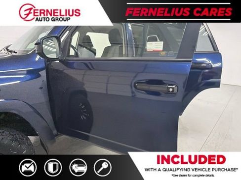 Used 2021 Toyota 4Runner SR5 AWD/4WD image 12