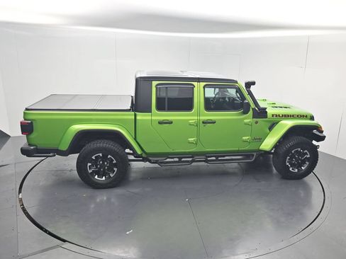 Used 2025 Jeep Gladiator Rubicon w/ Convenience Group AWD/4WD image 55