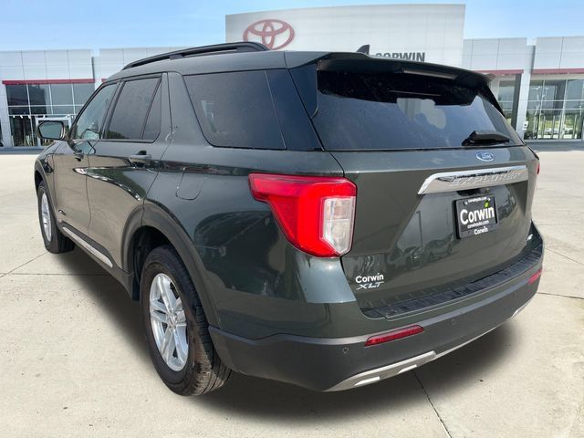 Used 2023 Ford Explorer XLT w/ Equipment Group 202A AWD/4WD image 3