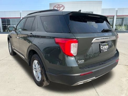 Used 2023 Ford Explorer XLT w/ Equipment Group 202A AWD/4WD image 3