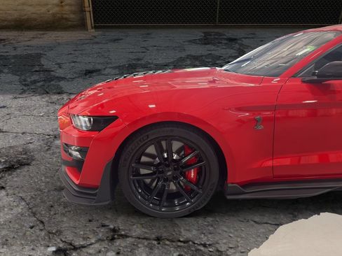 Used 2020 Ford Mustang Shelby GT500 RWD image 15