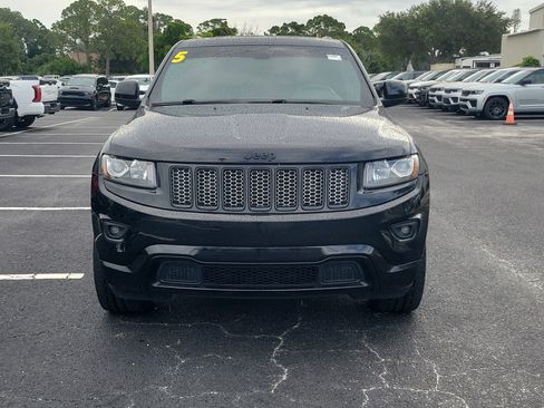 Used 2015 Jeep Grand Cherokee Altitude AWD/4WD image 2