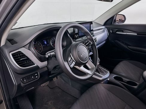Certified 2023 Kia Seltos LX AWD/4WD image 25